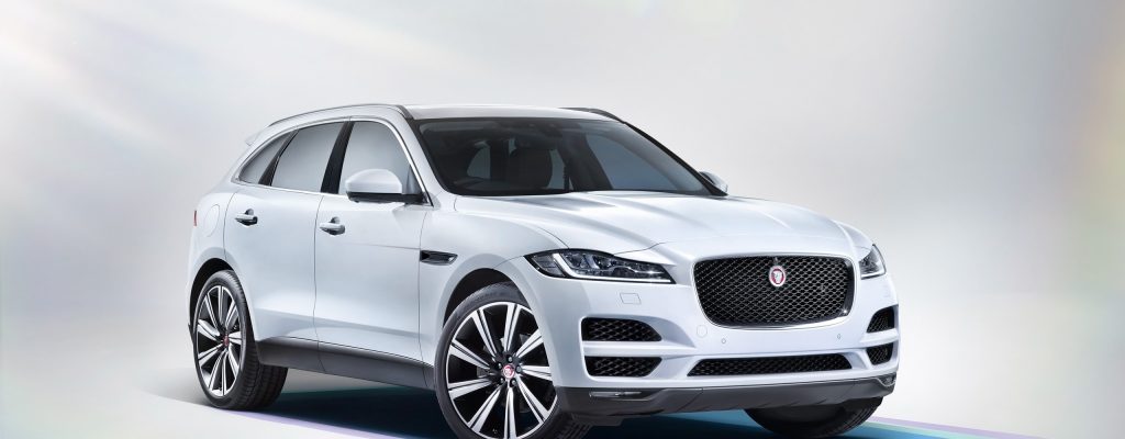 2017-jaguar-f-pace-wallpaper